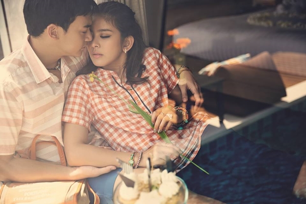 หนูนา บี้ สุกฤษฎิ์ ควงคู่ถ่ายแบบโชว์หวาน รับซัมเมอร์ 