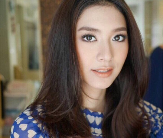มิว นิษฐา นางเอกสาวดาวรุ่ง กับ 5 พระเอกหนุ่มสุดฮอต