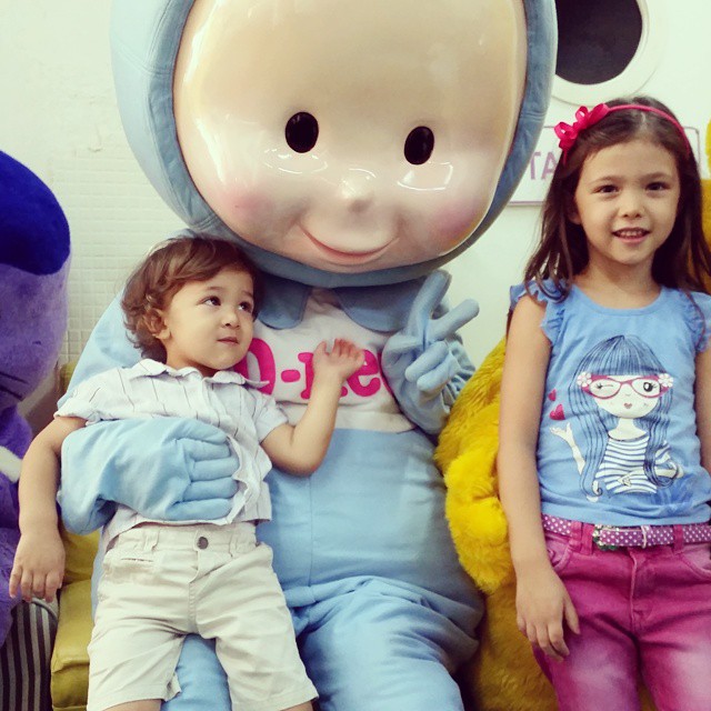 น้องเลล่า น้องเอเดน สองพี่น้องน่ารัก ลูกคุณแม่ ซินดี้ สิรินยา