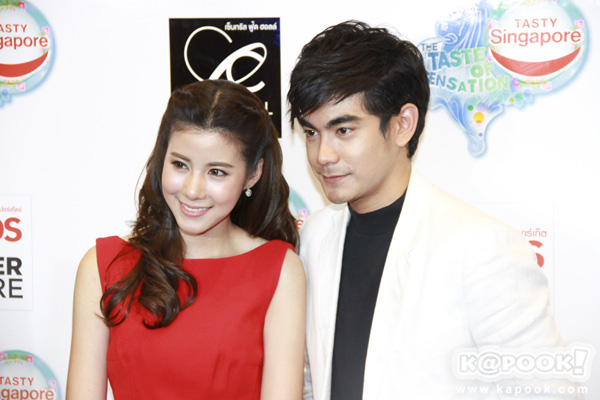 ฌอห์ณ จินดาโชติ เอสเธอร์ สุปรีย์ลีลา