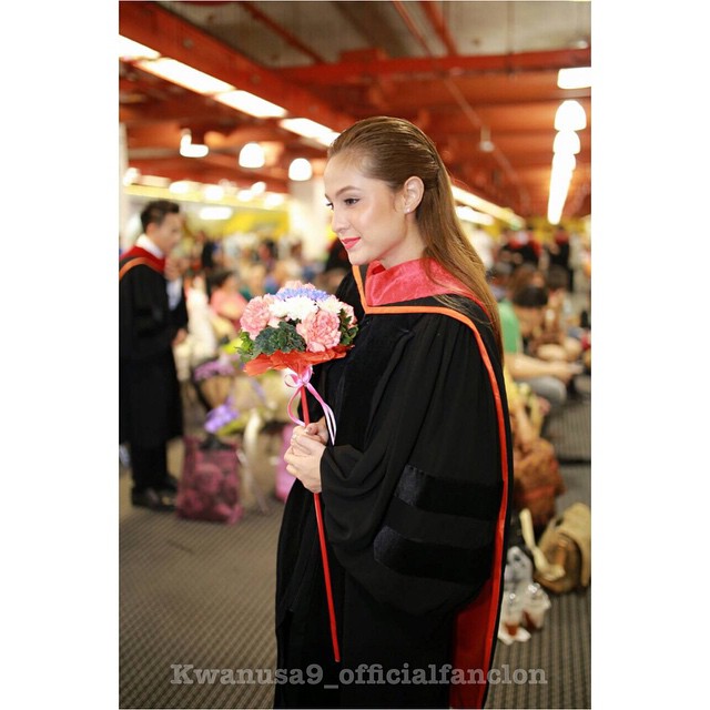 ขวัญ อุษามณี