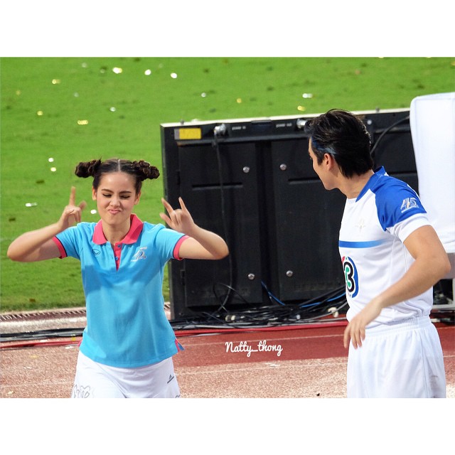 ณเดชน์ ญาญ่า โมเม้นท์น่ารักมุ้งมิ้ง ในงาน ความสนุกบุกโลก ช่อง 3 