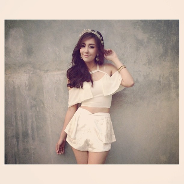 เบลล่า ราณี เจมส์ จิรายุ