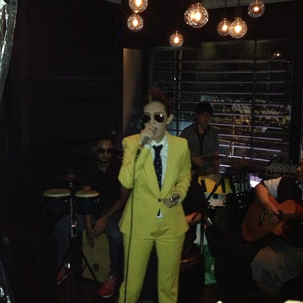 วันเกิด เมย์ เฟื่องอารมย์ 