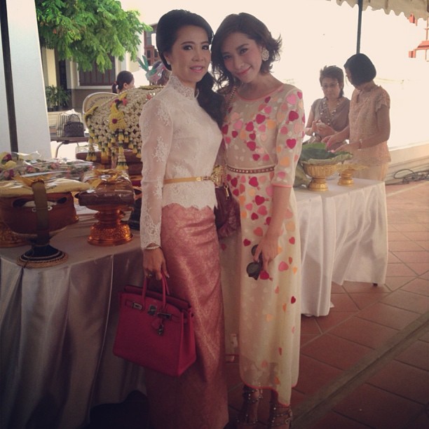 พีช พชร บวช 