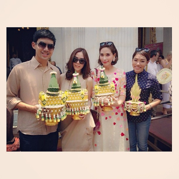 พีช พชร บวช 