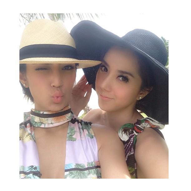 เอมมี่ มรกต - ไอซ์ อภิษฎา - กอล์ฟ อนุวัฒน์ 