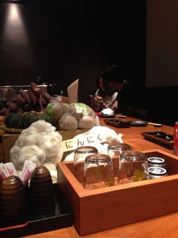 จิน จรินทร์ ไฮโซน้ำหวาน 