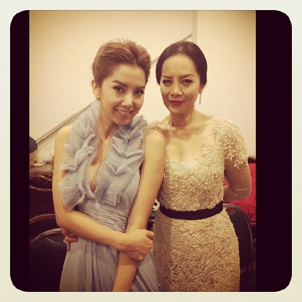 หนุ่มบ้านไร่กับหวานใจไฮโซ  