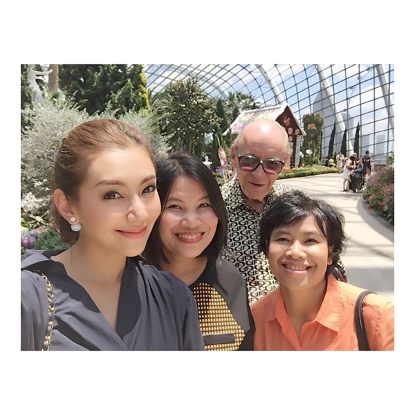 เก็บตกภาพดารา ลุยเที่ยวต่างประเทศช่วงหยุดสงกรานต์ ลั้ลลากันทุกคน