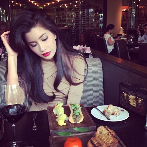 เก็บตกภาพดารา ลุยเที่ยวต่างประเทศช่วงหยุดสงกรานต์ ลั้ลลากันทุกคน