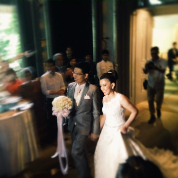 ตาล ประวีณมัย บ่ายคล้อย แต่งงาน พงศ์ ในบรรยากาศใต้ต้นซากูระ