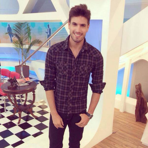 กุยเลอเม่ เลเอา รปภ. สุดหล่อแห่งบราซิล สาวกรี๊ดครึ่งค่อนโลก