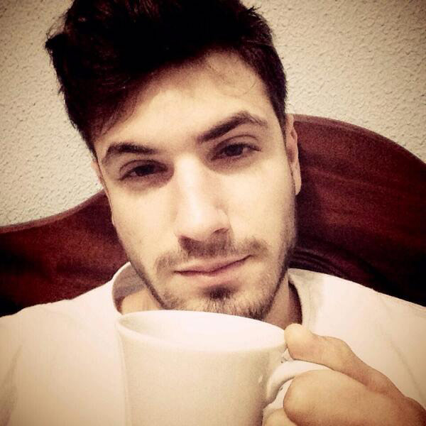 กุยเลอเม่ เลเอา รปภ. สุดหล่อแห่งบราซิล สาวกรี๊ดครึ่งค่อนโลก