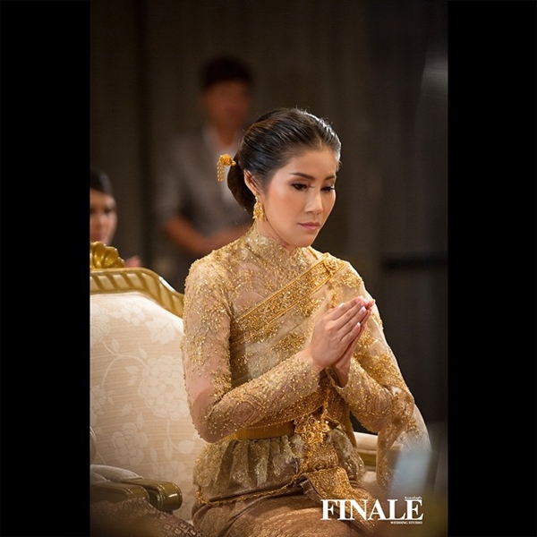 บอล เชิญยิ้ม แต่งงานแฟนสาว ยูริ สุกานดา ชุดเจ้าสาวสวยอลังมาก