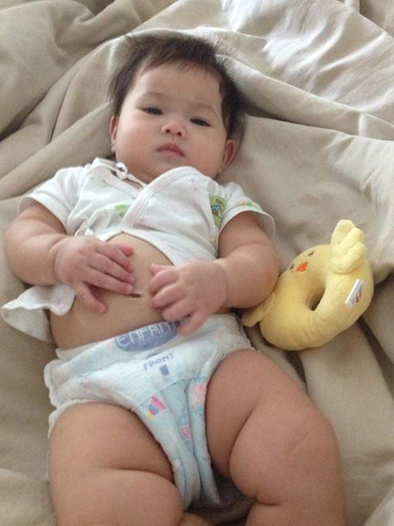 น้องนามรูป ลูกสาว ไก่ มีสุข ในวัย 5 เดือน น่ารักน่าชังจริง ๆ