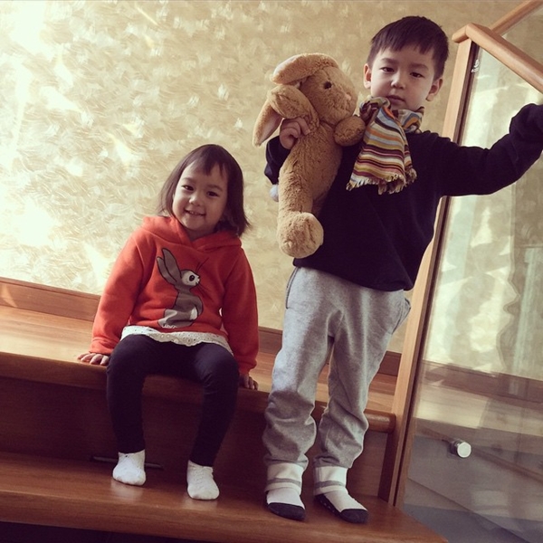 อัพเดทความน่ารัก น้องชิโน่ ชิลี่ ชีต้า ลูกคุณแม่ พลอย ชิดจันทร์