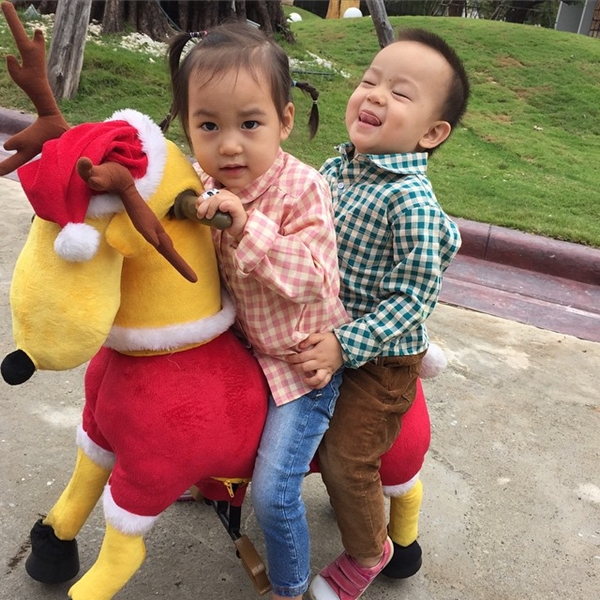 อัพเดทความน่ารัก น้องชิโน่ ชิลี่ ชีต้า ลูกคุณแม่ พลอย ชิดจันทร์