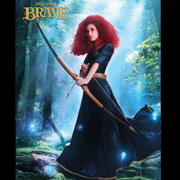 แก้ม เดอะสตาร์ ในชุด Maleficent ถ่ายปฏิทิน Disney ที่จะแจกทั่วโลก