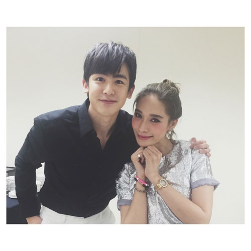 พลอย เฌอมาลย์ แหวนแหวน ฟินเว่อร์ แชะภาพคู่ นิชคุณ แบมแบม