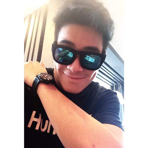  อาเล็ก เผย จอย ซื้อรองเท้าให้เป็นของขวัญวันเกิด