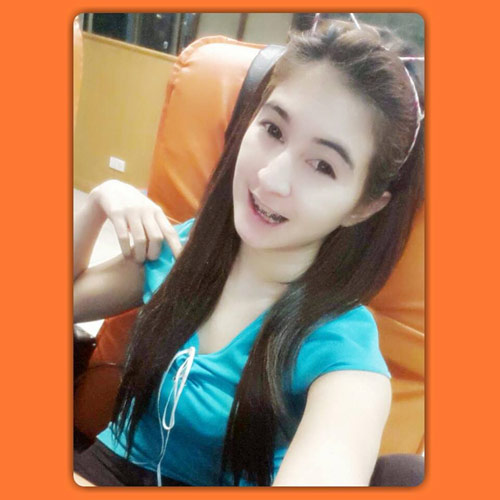 เฮเลน แฟน กบ โอรส สาวสวยที่กำลังมาแรง