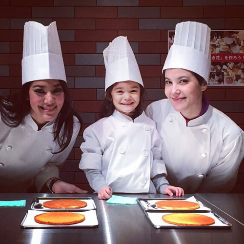 ธัญญ่า จูงมือ น้องลียา ตะลุยเที่ยวฮอกไกโด น่ารักทั้งแม่ทั้งลูก ธัญญ่า จูงมือ น้องลียา ตะลุยเที่ยวฮอกไกโด น่ารักทั้งแม่ทั้งลูก