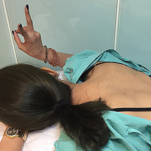 พลอย เฌอมาลย์ โพสต์ IG ขอโทษทำอีเวนท์ป่วน บอกป่วยจริง