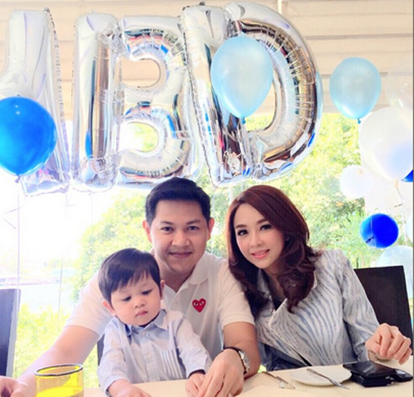 เป้ย ปานวาด โพสต์อวยพรวันเกิดสามี ป๊อป นิธิ หวานซึ้งสุด ๆ