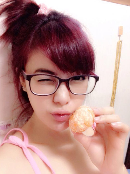 น้องเฟย์ สาวน้อยผมแดง นางฟ้าสนามบอลในอินชอนเกมส์