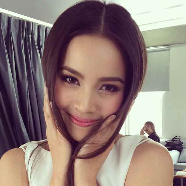 ทรงผมแสกกลาง ทรงผมแสกกลาง