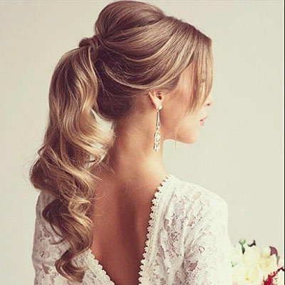 รูปทรงผมมัดรวบสูง