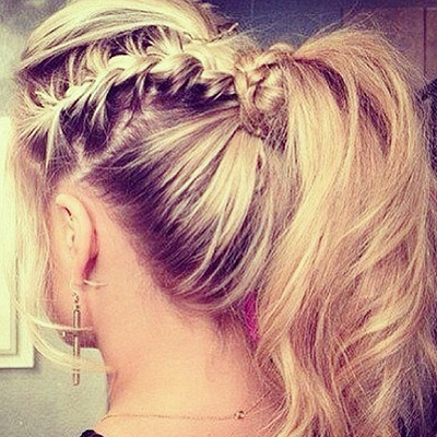 รูปทรงผมมัดรวบสูง