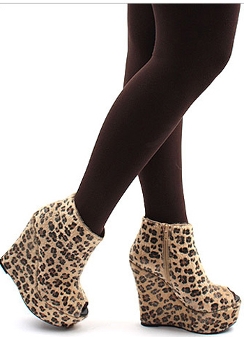 รองเท้าส้นเตารีด