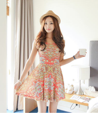 ชุดเดรสพิมพ์ลาย