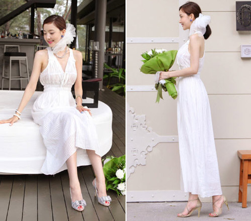 ชุดสีขาว