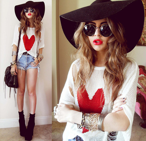 เสื้อผ้าแฟชั่น