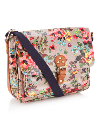 แฟชั่นลายดอก