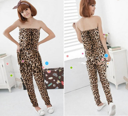 จั๊มสูท