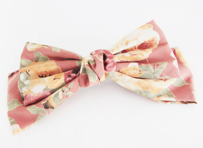 โบติดผม