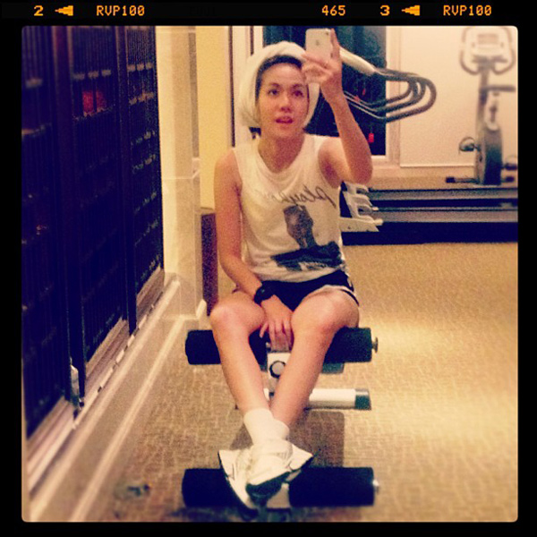 ชุดออกกำลังกายดารา