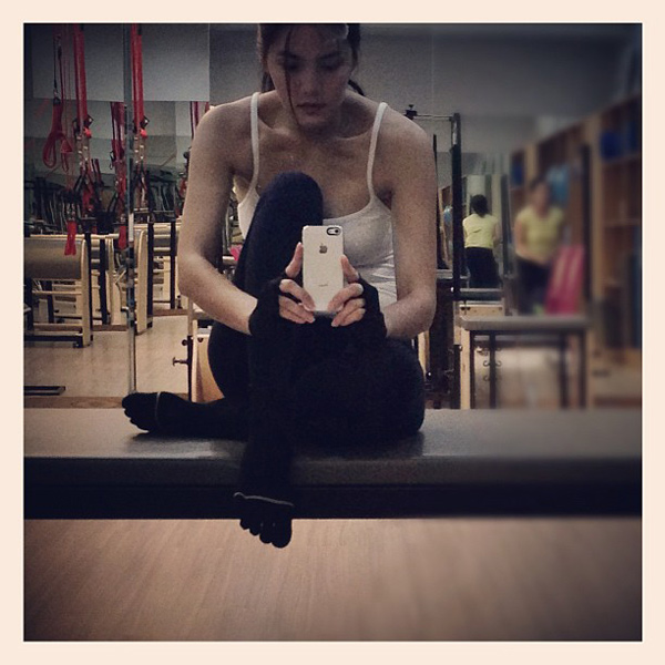 ชุดออกกำลังกายดารา