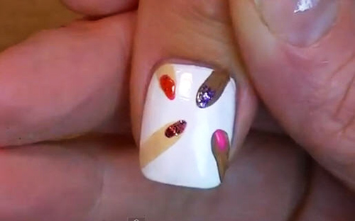 เพ้นท์เล็บ