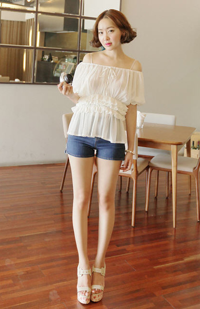 เสื้อเปิดไหล่