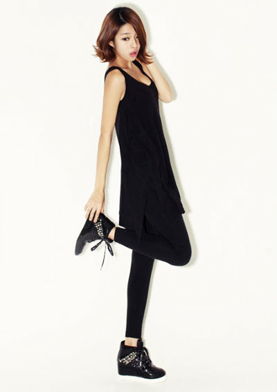 รองเท้าผ้าใบส้นสูง