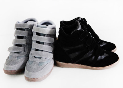 รองเท้าผ้าใบส้นสูง