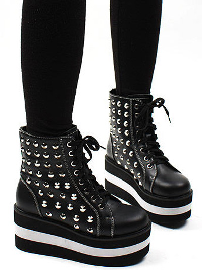 รองเท้าผ้าใบส้นสูง