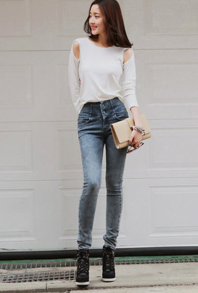 รองเท้าผ้าใบส้นสูง