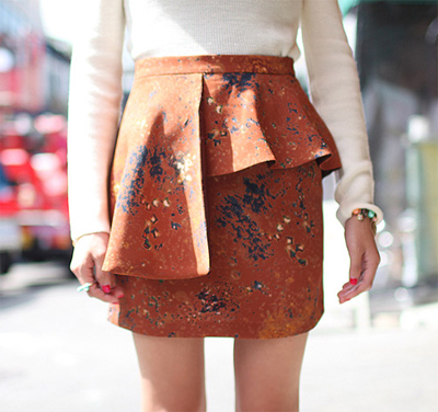 กระโปรงสั้น