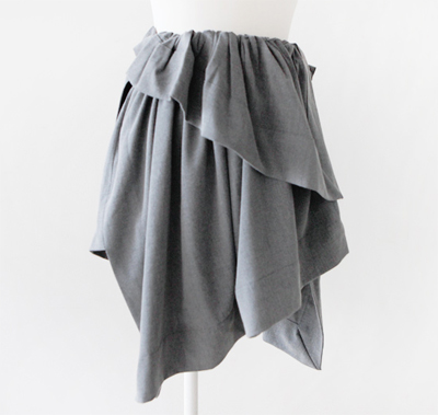 กระโปรงสั้น